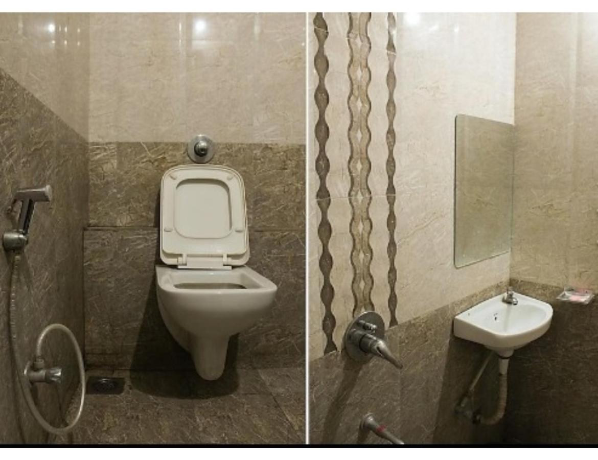 Hotel Adarsh, Ujjain Eksteriør billede