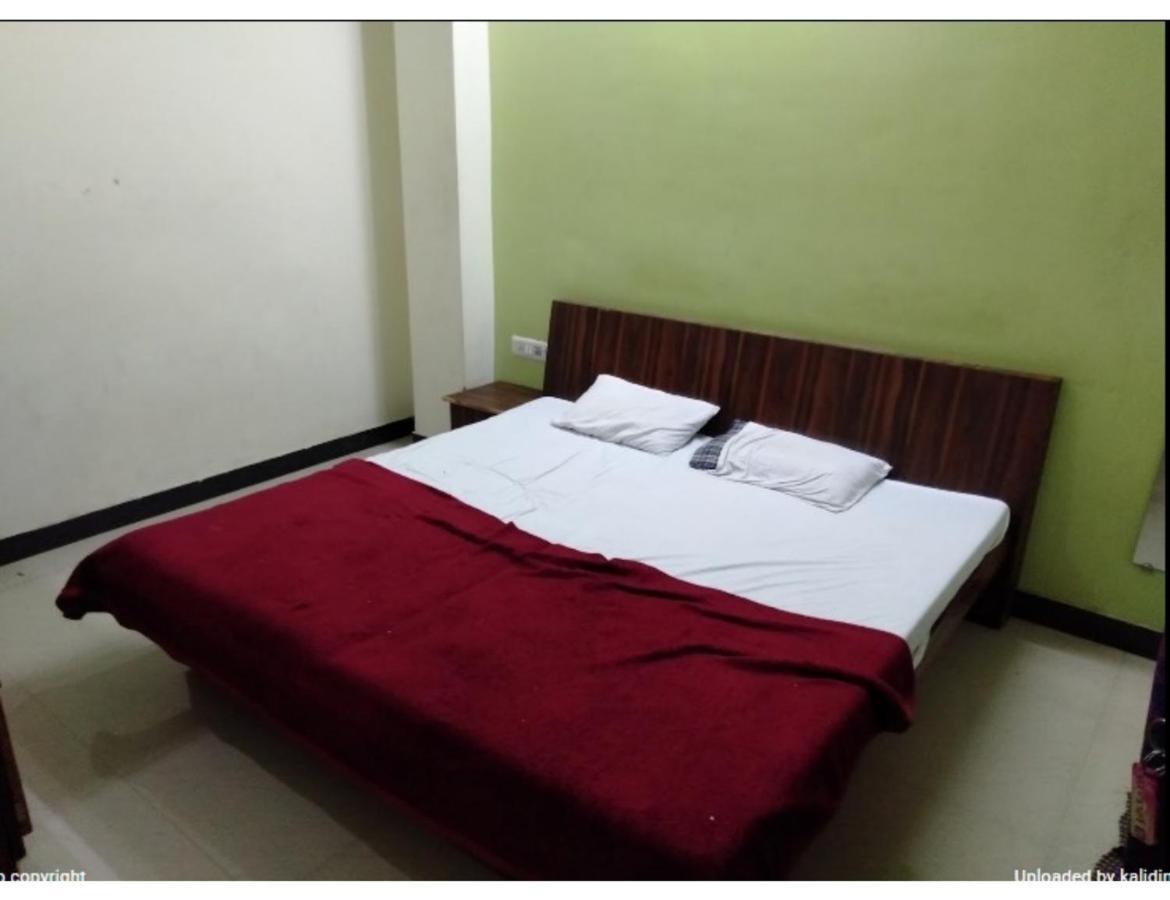 Hotel Adarsh, Ujjain Eksteriør billede