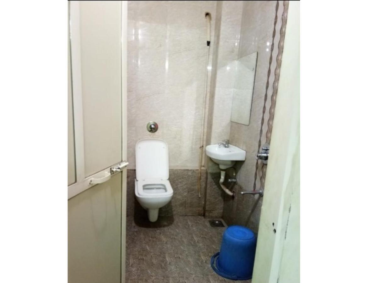 Hotel Adarsh, Ujjain Eksteriør billede