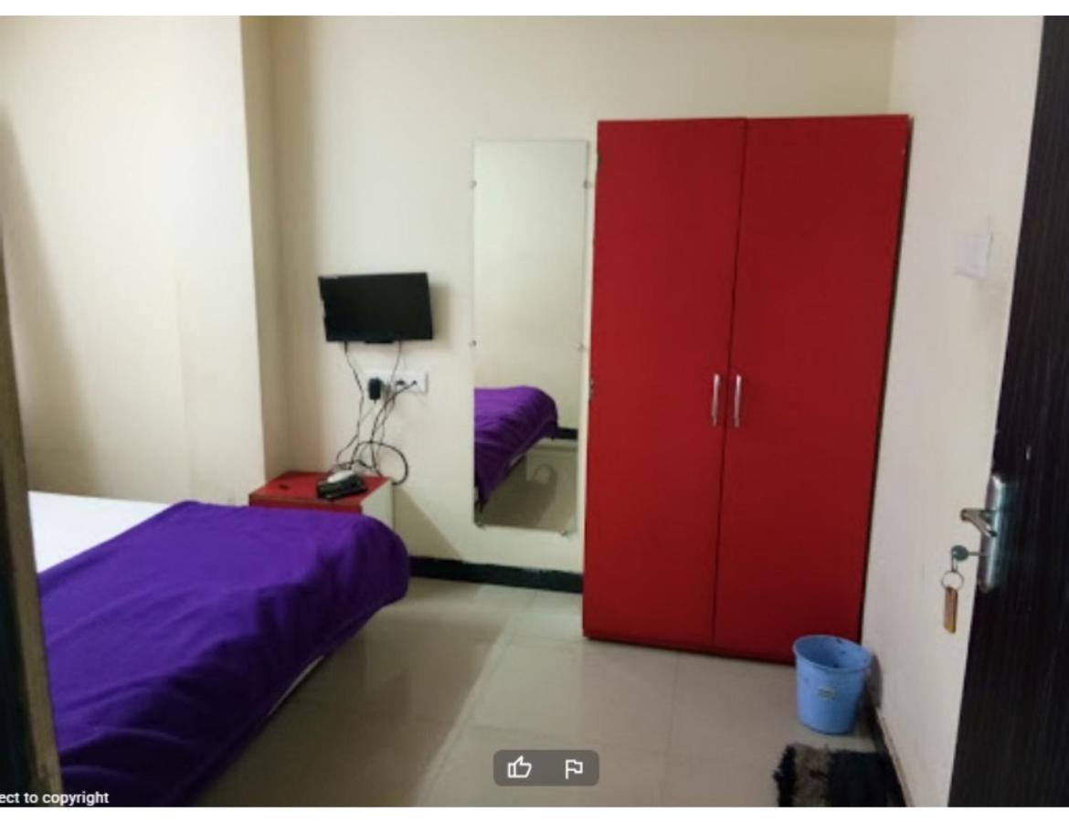 Hotel Adarsh, Ujjain Eksteriør billede