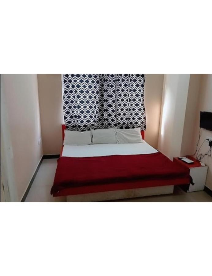 Hotel Adarsh, Ujjain Eksteriør billede